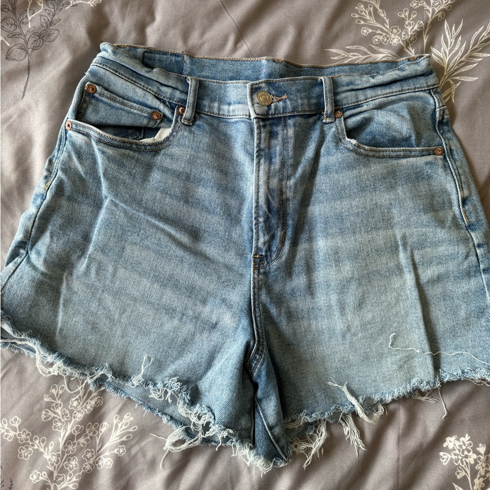 Light WashAmerican Eagle Jean Shorts